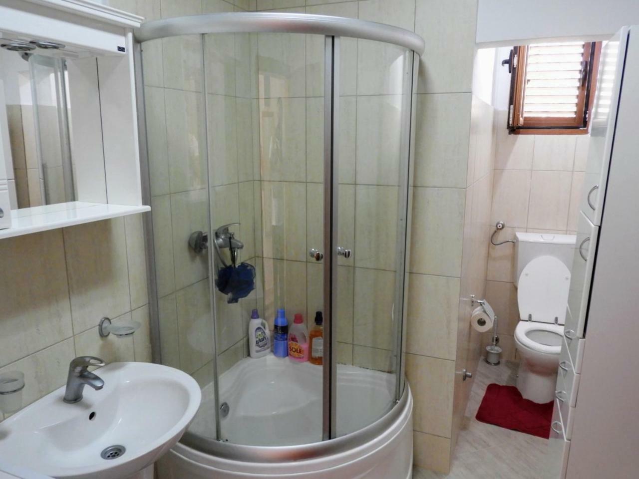 Guest House Radoman Вирпазар Екстериор снимка